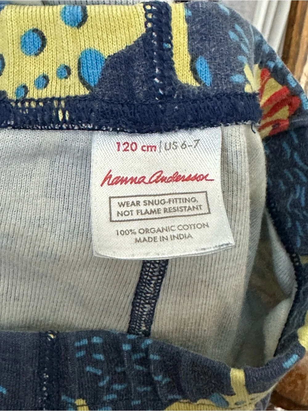 Hanna Andersson Navy Kids Pajama Set size 6/7 with Yellow & Red Submarine Print
